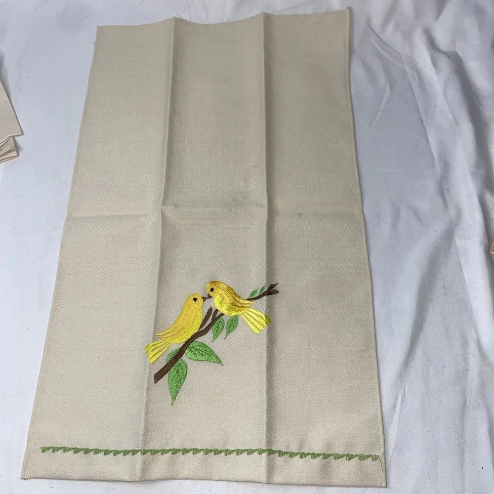Set Of 2 Embroidered Hand Towels With Birds Blue Yellow